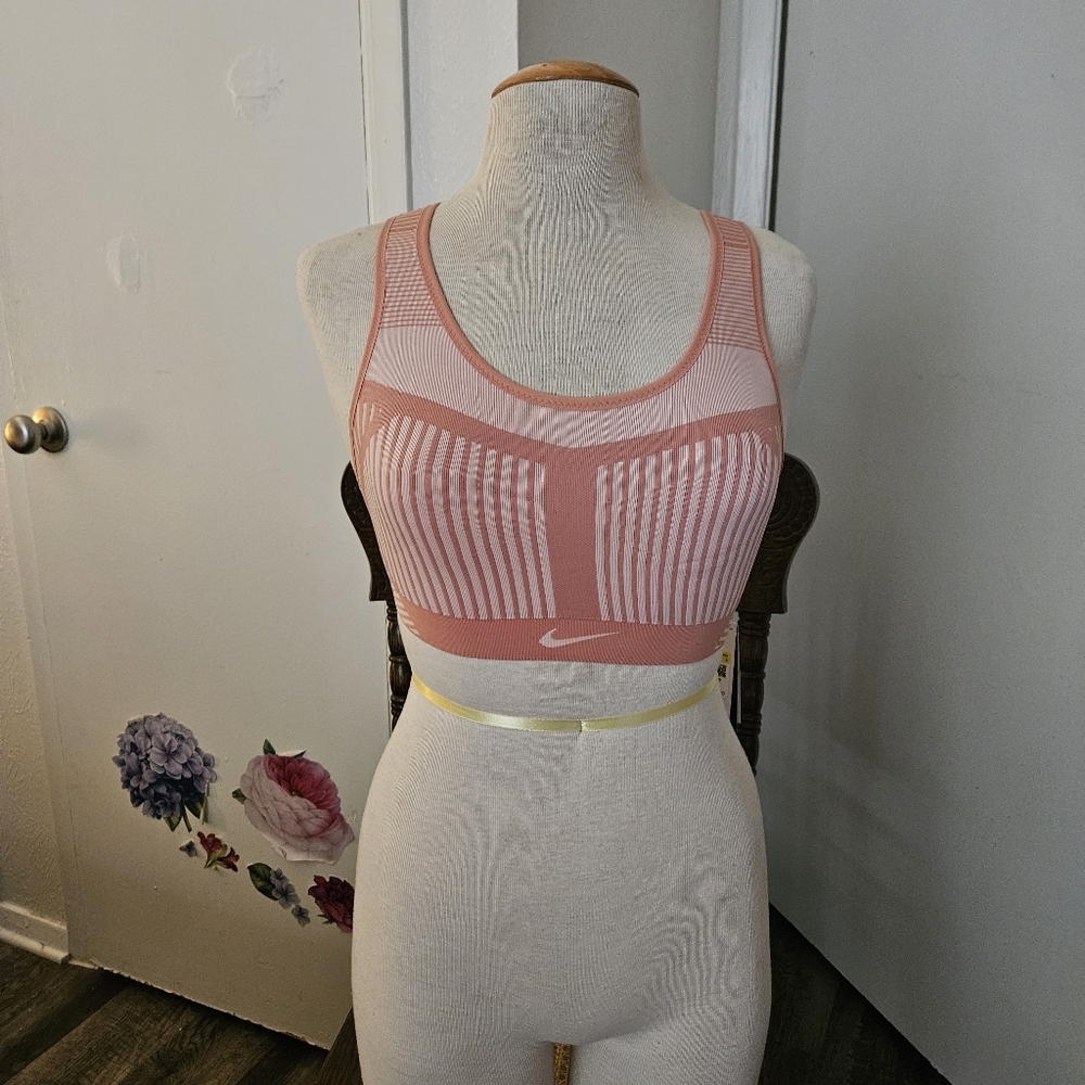 NIKE Training Sports Bra Pink Women S BNWT $80